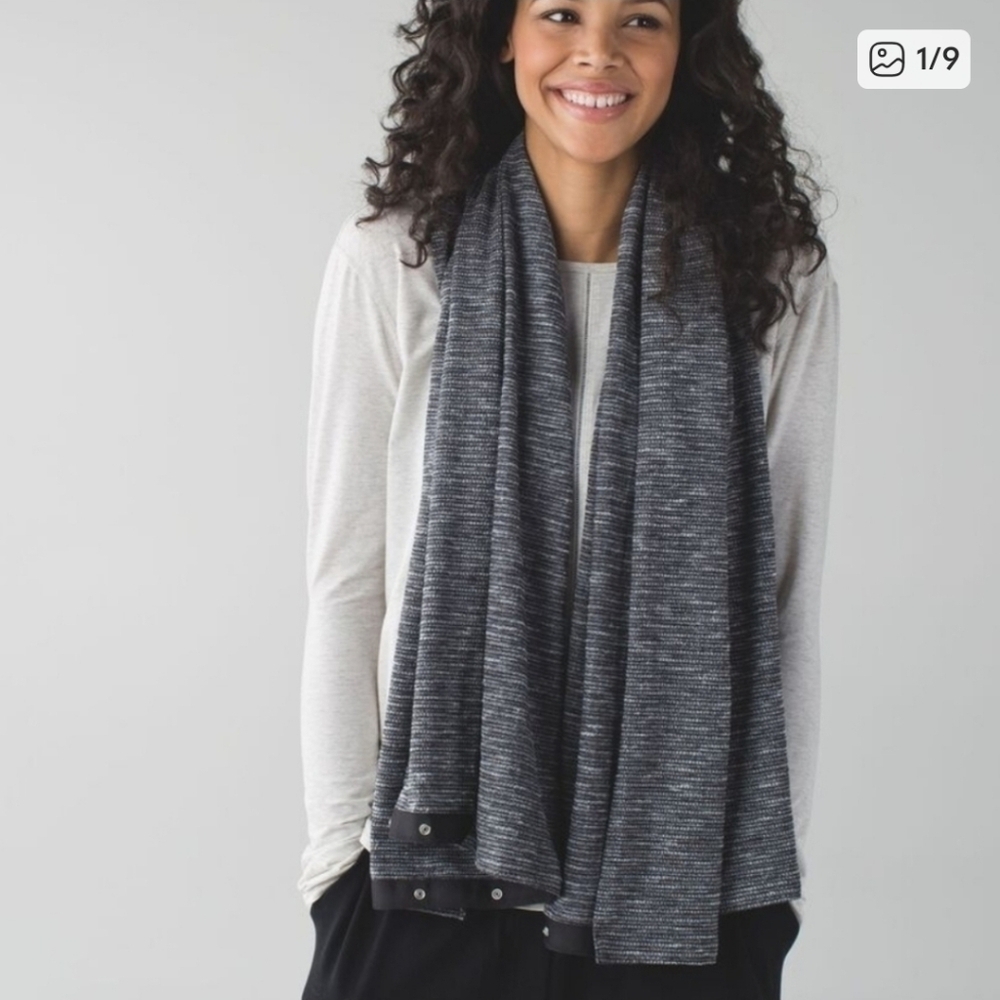Lululemon Vinyasa Scarf Rulu Wrap